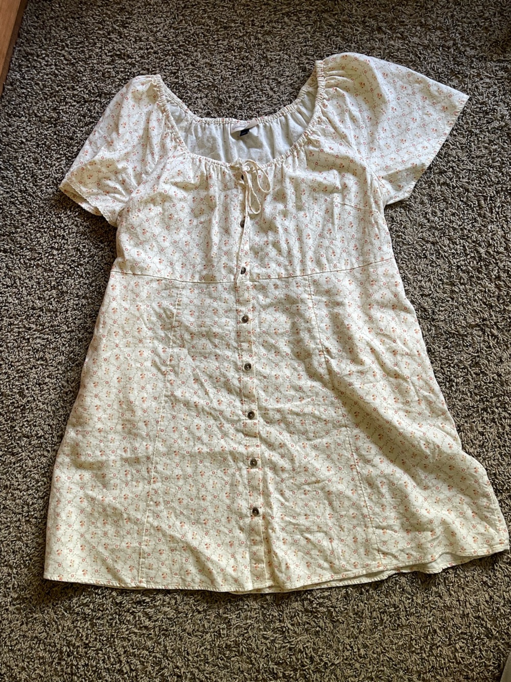Women’s Off-White Floral Button-Front Shirt Dress